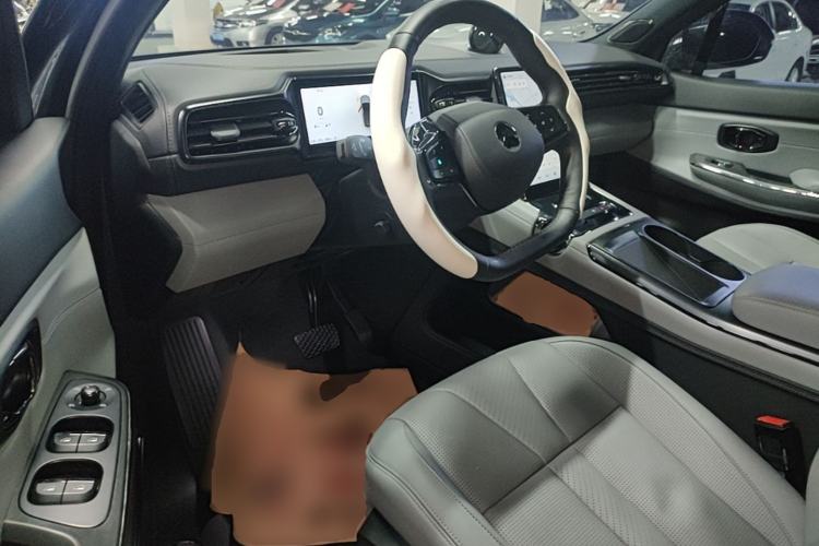Used Nio ES8 2022 100 kWh Six-Seater Version Driver Seat