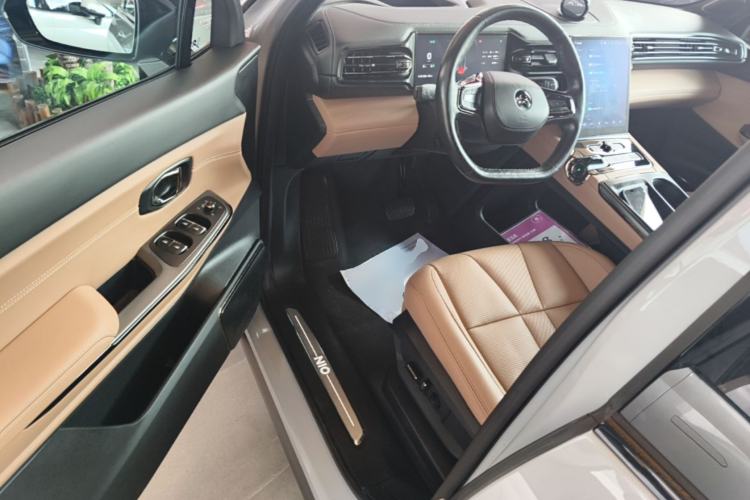 Used Nio ES8 2022 100kWh Signature Edition Seven-Seater Driver Seat