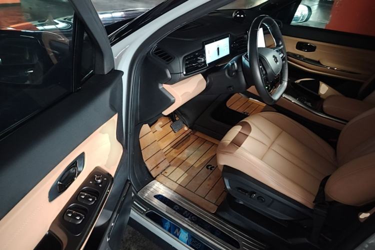 Used Nio ES8 2022 100 kWh Six-Seater Version Driver Seat