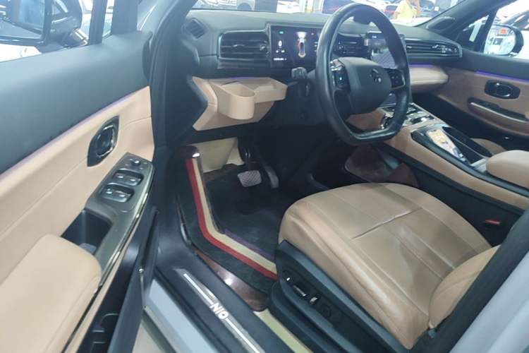 Used Nio ES8 2022 100 kWh Six-Seater Version Driver Seat