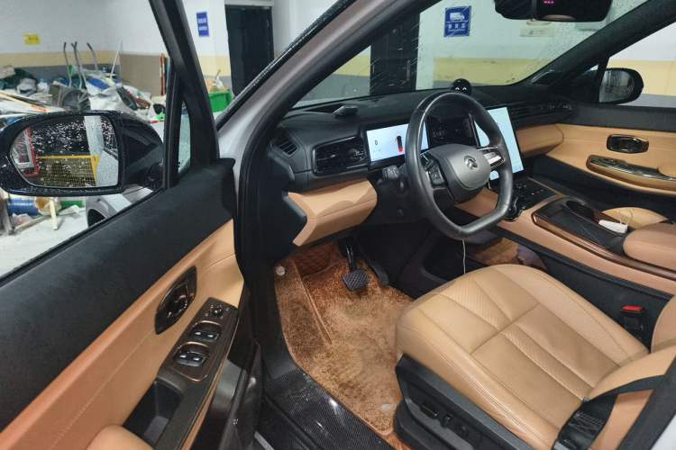 Used Nio ES8 2022 75 kWh 7-Seater Version Driver Seat