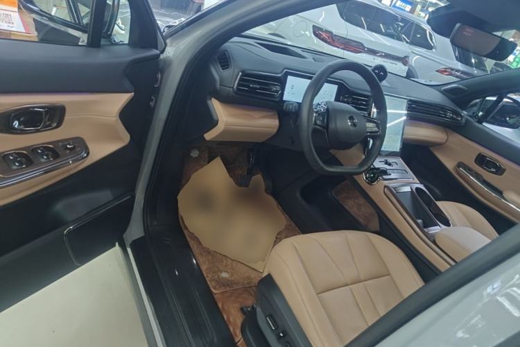 Used Nio ES8 2022 75 kWh 7-Seater Version Driver Seat