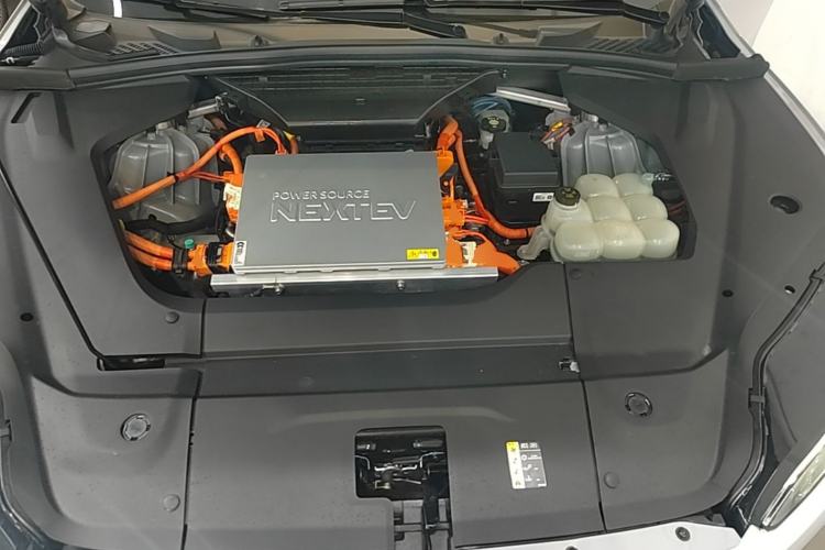 Used Nio ES8 2022 75 kWh Signature Edition Six-Seater Engine Bay