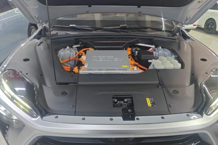 Used Nio ES8 2022 75 kWh 7-Seater Version Engine Bay
