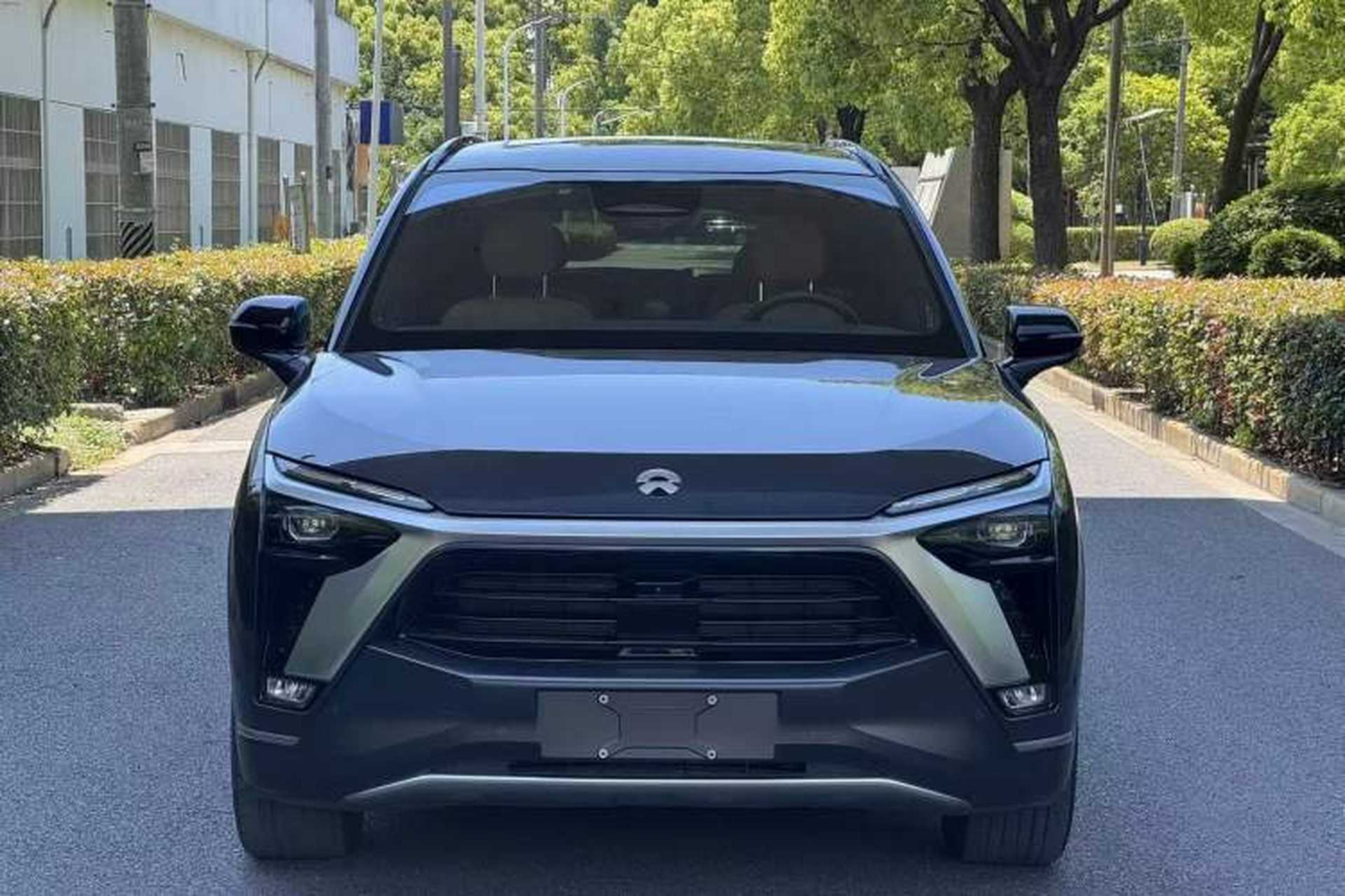 Used Nio ES8 2022 100kWh Signature Edition Six-Seater Exterior 1