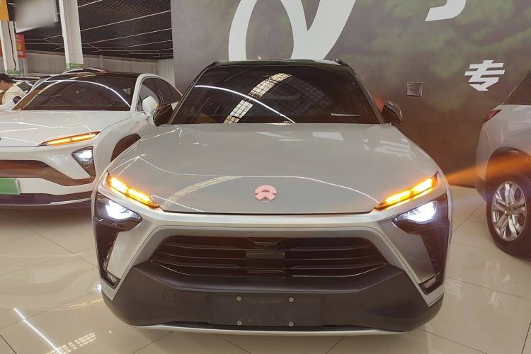 Used Nio ES8 2022 75 kWh Signature Edition Six-Seater Exterior 1