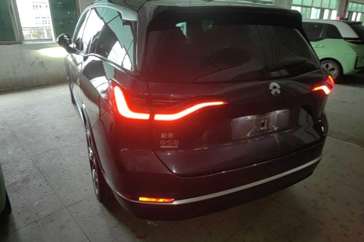 Used Nio ES8 2022 75 kWh Flagship Version Six Seats Exterior 2