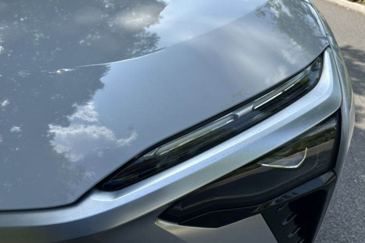 Used Nio ES8 2022 100 kWh Six-Seater Version Exterior 4