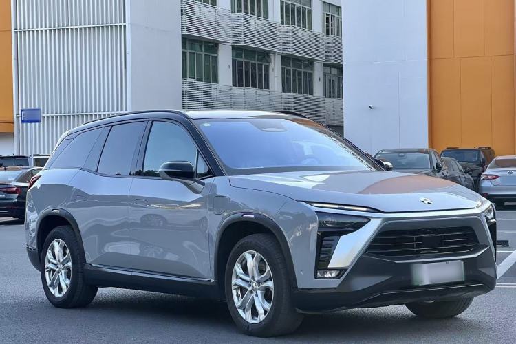 Used Nio ES8 2022 75 kWh Six-Seater Version Exterior 4
