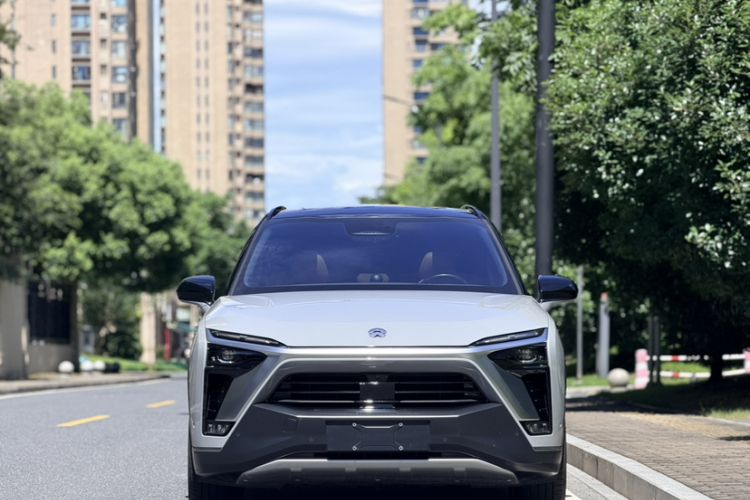 Used Nio ES8 2022 75 kWh 7-Seater Version Exterior 6