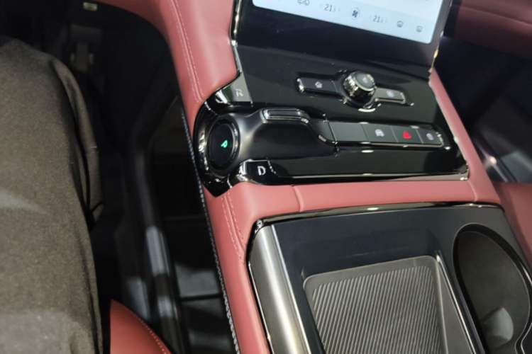 Used Nio ES8 2022 100kWh Flagship Edition Six-Seater Gear Lever