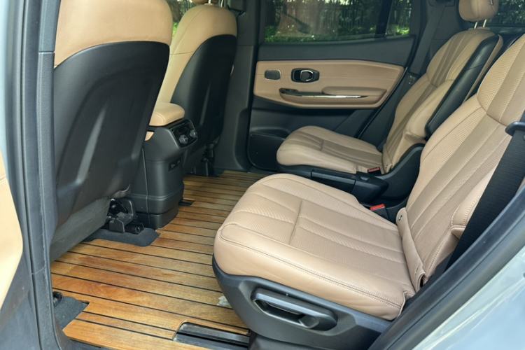 Used Nio ES8 2022 100 kWh Six-Seater Version Interior 1
