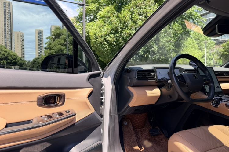 Used Nio ES8 2022 75 kWh 7-Seater Version Interior 3