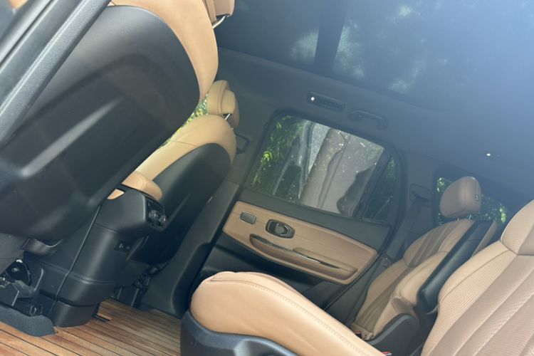 Used Nio ES8 2022 100 kWh Six-Seater Version Interior 5