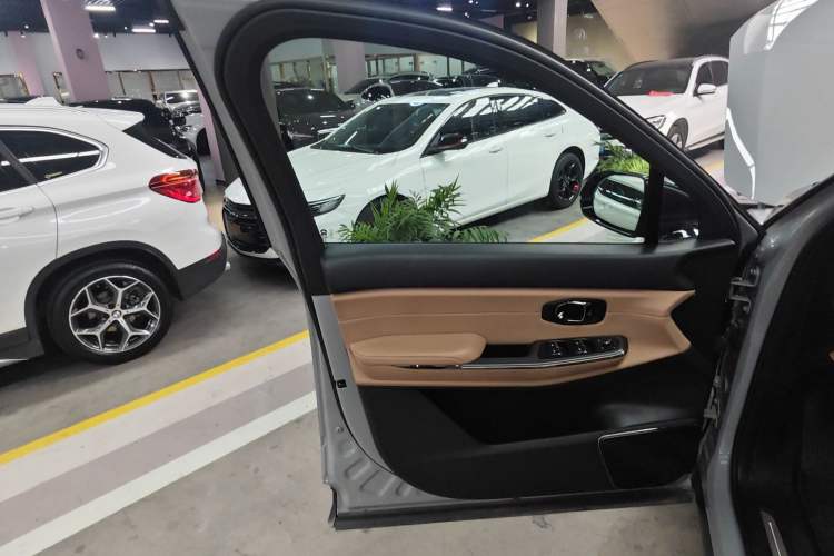 Used Nio ES8 2022 100kWh Signature Edition Seven-Seater Interior 7