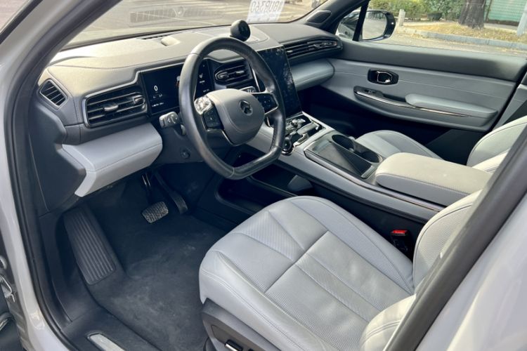Used Nio ES8 2022 75 kWh Six-Seater Version Interior 9