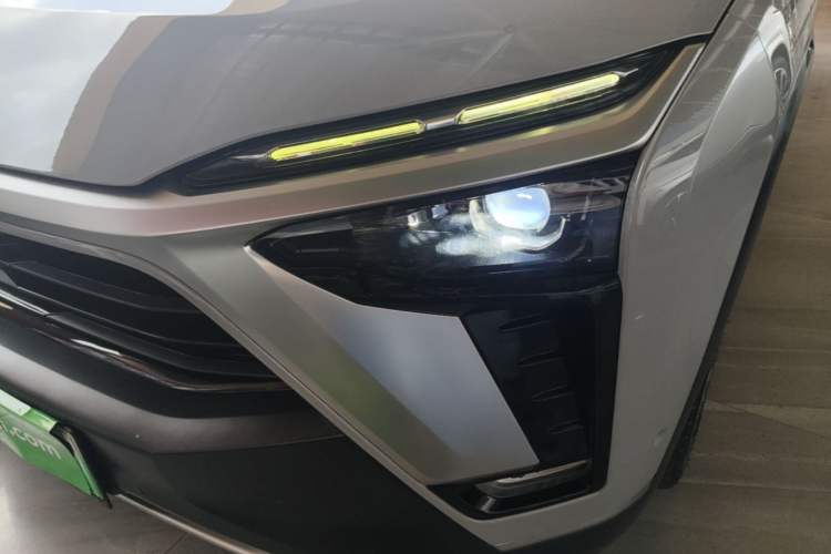 Used Nio ES8 2022 100kWh Signature Edition Seven-Seater Left Front Headlight