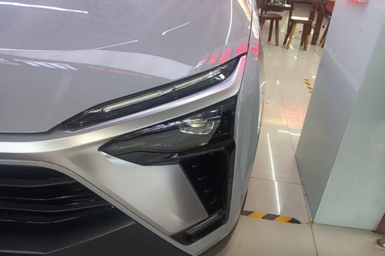 Used Nio ES8 2022 75 kWh 7-Seater Version Left Front Headlight