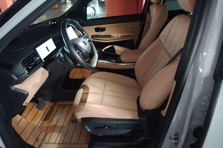 Used Nio ES8 2022 100 kWh Six-Seater Version Left Front Seat