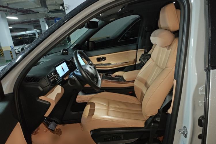 Used Nio ES8 2022 75 kWh 7-Seater Version Left Front Seat