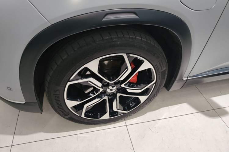 Used Nio ES8 2022 100kWh Flagship Edition Six-Seater Left Front Wheel Hub