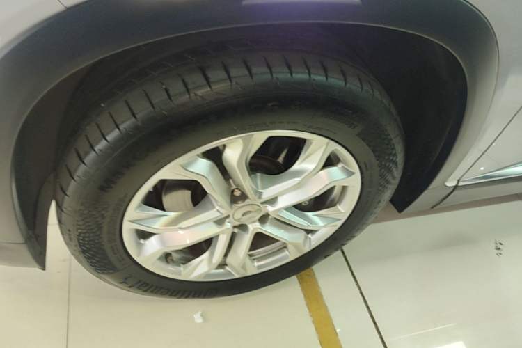 Used Nio ES8 2022 100 kWh Six-Seater Version Left Front Wheel Hub