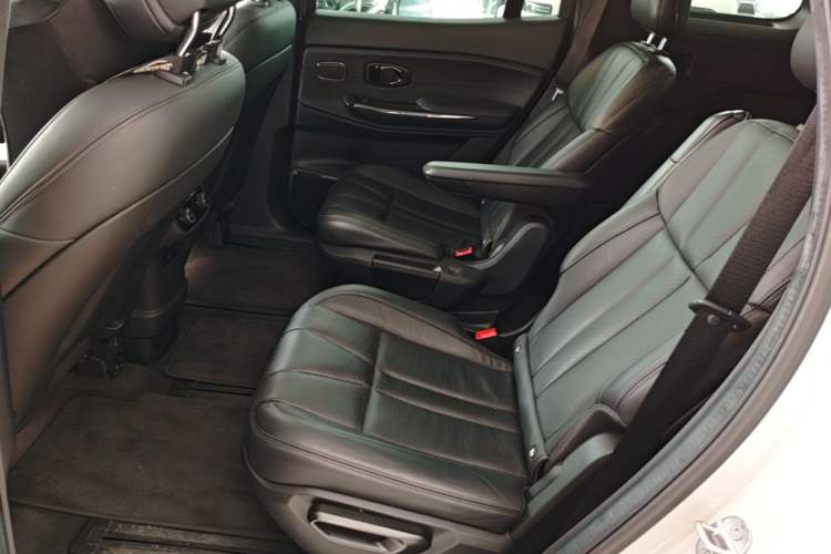 Used Nio ES8 2022 100kWh Signature Edition Six-Seater Left Rear Seat