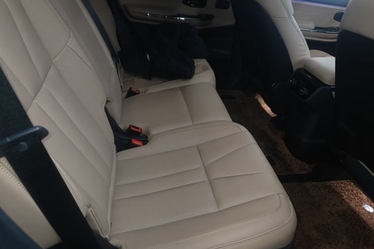 Used Nio ES8 2022 75 kWh 7-Seater Version Left Rear Seat