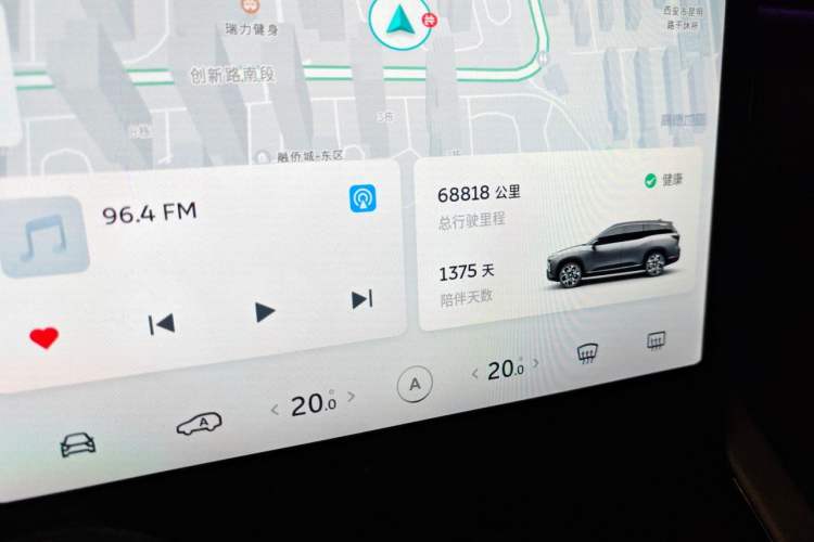 Used Nio ES8 2022 75 kWh 7-Seater Version Odometer Close Up