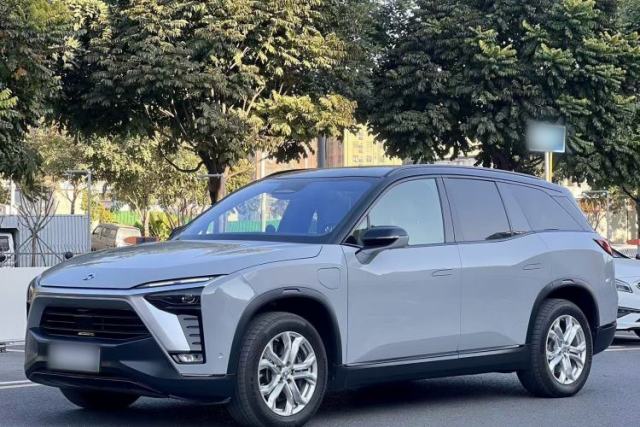 Used Nio ES8 2022 75 kWh Six-Seater Version