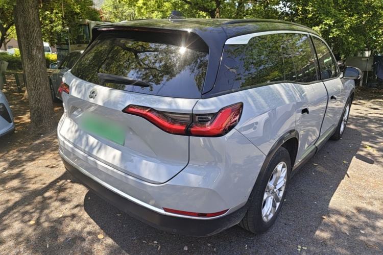 Used Nio ES8 2022 75 kWh Six-Seater Version Rear Right 45 Deg