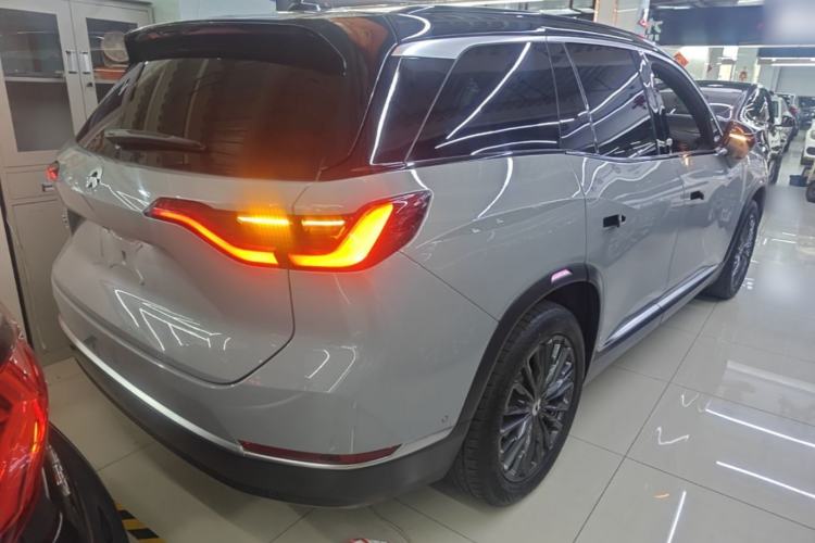 Used Nio ES8 2022 75 kWh 7-Seater Version Rear Right 45 Deg