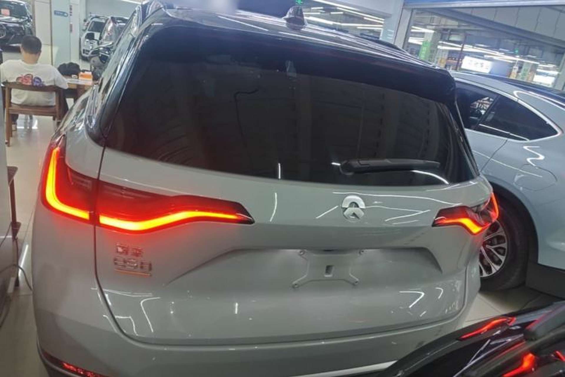 Used Nio ES8 2022 75 kWh 7-Seater Version Rear