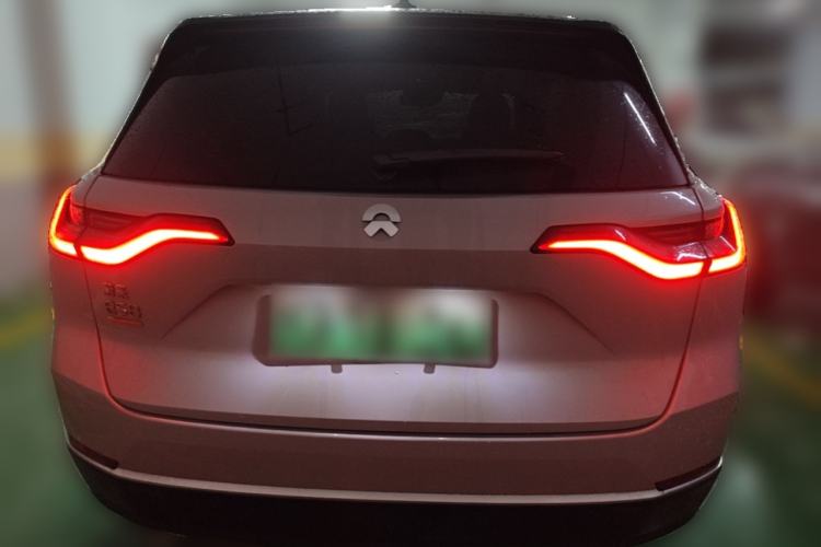 Used Nio ES8 2022 75 kWh 7-Seater Version Rear