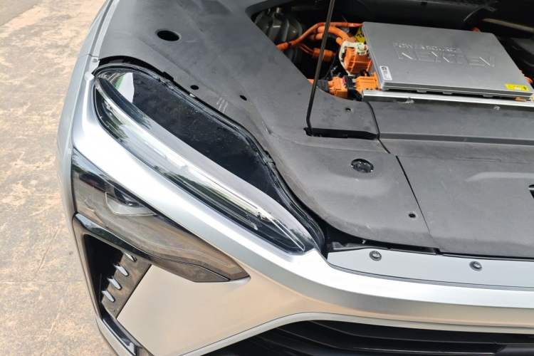 Used Nio ES8 2022 75 kWh Six-Seater Version Right Front Headlight