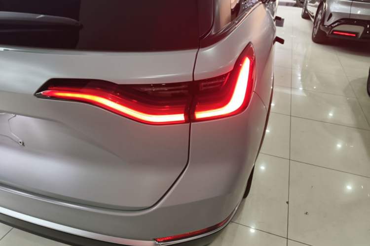 Used Nio ES8 2022 100kWh Flagship Edition Six-Seater Right Rear Taillight