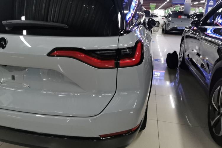 Used Nio ES8 2022 100 kWh Six-Seater Version Right Rear Taillight