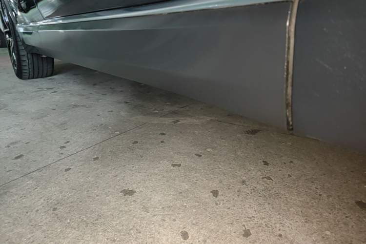 Used Nio ES8 2022 75 kWh Flagship Version Six Seats Right Side Sill