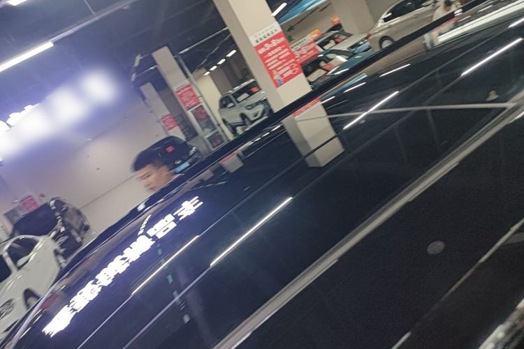 Used Nio ES8 2022 100 kWh Six-Seater Version Roof