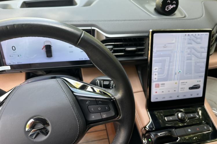 Used Nio ES8 2022 100 kWh Six-Seater Version Steering Wheel