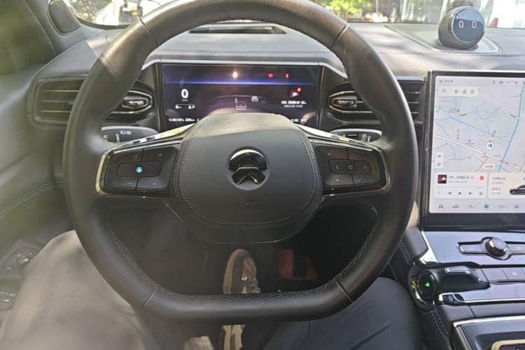Used Nio ES8 2022 75 kWh Six-Seater Version Steering Wheel