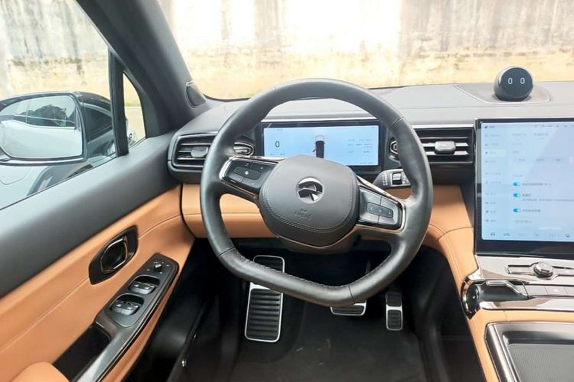 Used Nio ES8 2022 100 kWh Six-Seater Version Steering Wheel