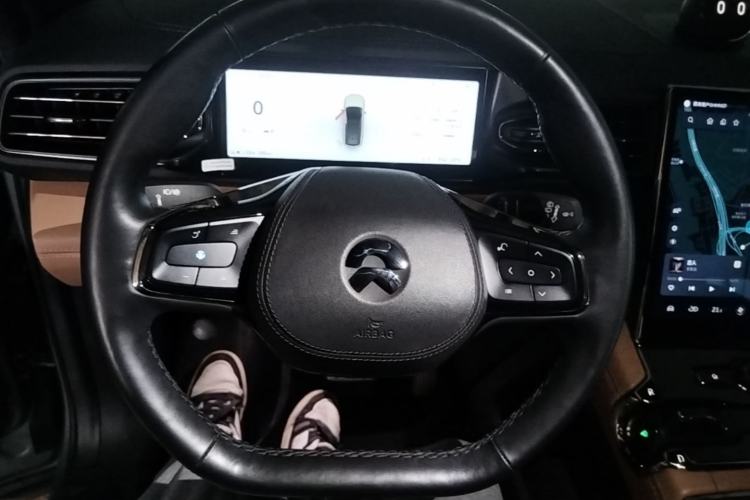 Used Nio ES8 2022 100 kWh Six-Seater Version Steering Wheel