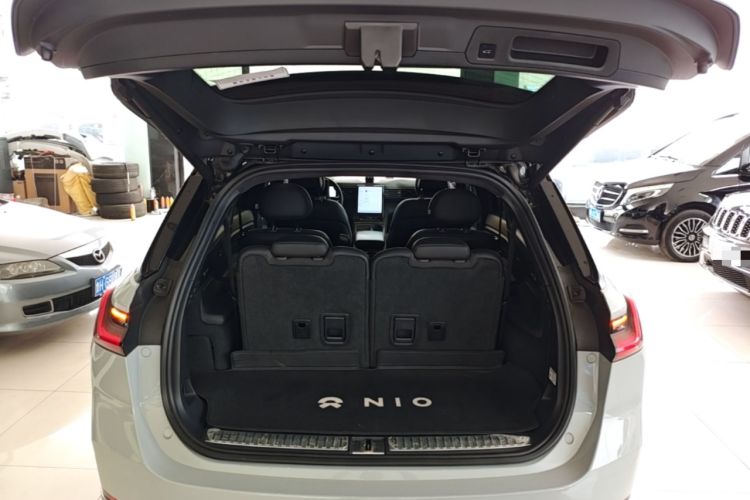 Used Nio ES8 2022 100kWh Signature Edition Six-Seater Trunk