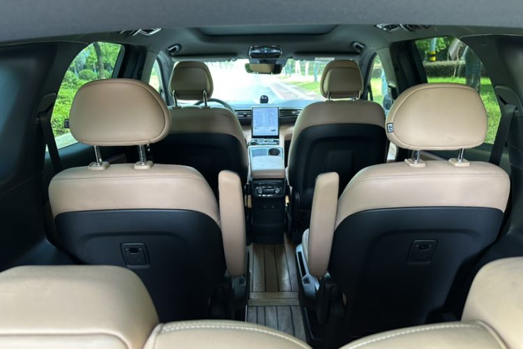 Used Nio ES8 2022 100 kWh Six-Seater Version Trunk
