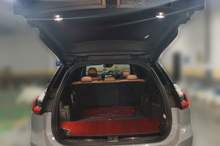 Used Nio ES8 2022 75 kWh 7-Seater Version Trunk