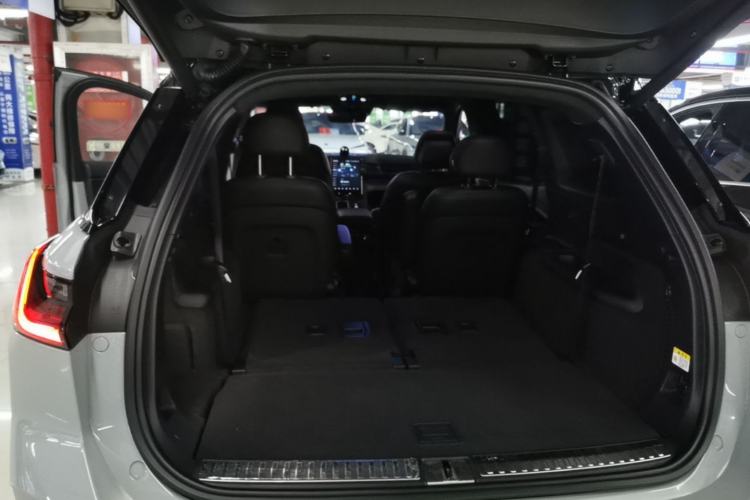 Used Nio ES8 2022 100 kWh Six-Seater Version Trunk