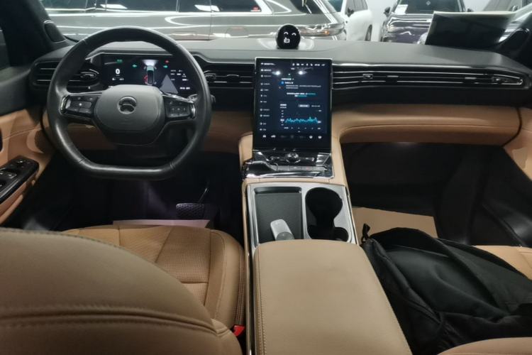 Used Nio ES8 2022 75 kWh Six-Seater Version Center Console