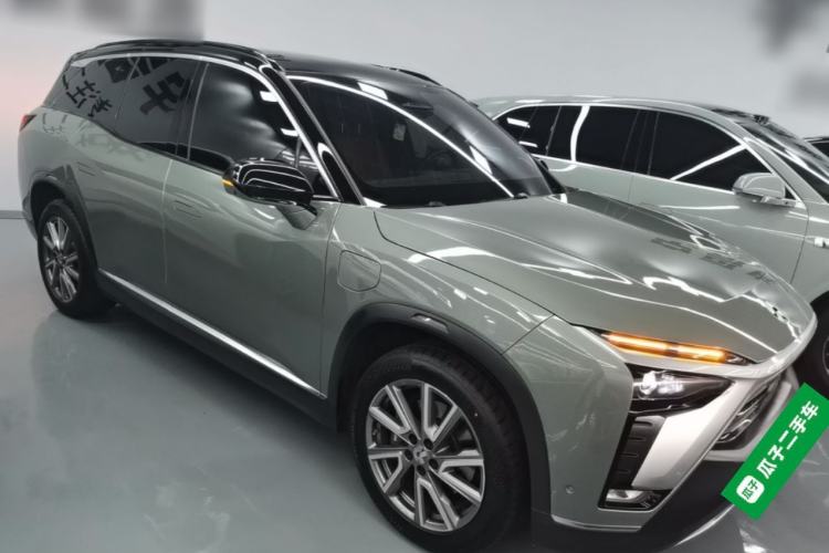 Used Nio ES8 2022 75 kWh Six-Seater Version Exterior 1
