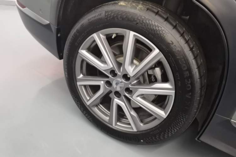 Used Nio ES8 2022 75 kWh Six-Seater Version Exterior 5